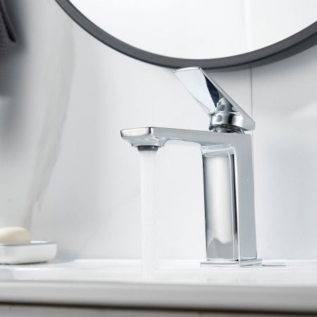 Смеситель для раковины Shevanik S8901-1, хром, артикул S8901-1