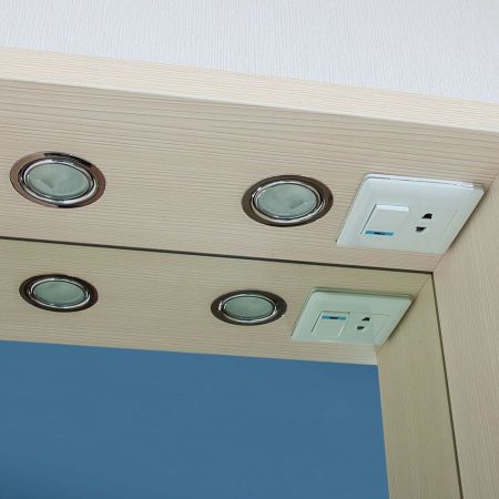 Зеркало со шкафом Бриклаер БАЛИ 62 см правое, светлая лиственница/белый, артикул 4627125412004