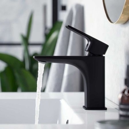 Смеситель для умывальника EXCELLENT Keria AREX.2001BL (черный мат), артикул AREX.2001BL