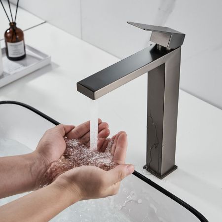 Смеситель для раковины Shevanik S7011T, оружейная сталь, артикул S7011T