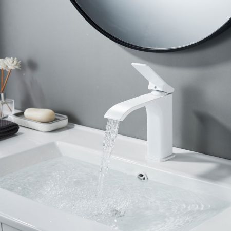 Смеситель для раковины Shevanik S4001C, белый, артикул S4001C