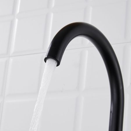 Смеситель для кухни с подключением фильтра Shevanik S428H, черный, артикул S428H