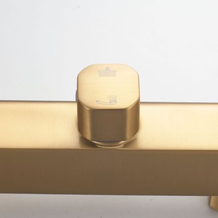 Душевая система Shevanik S9936G, золотой сатин