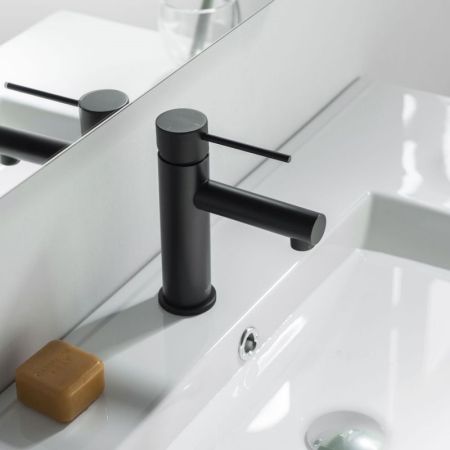 Смеситель для раковины Timo Saona 2361/03F Черный, артикул 2361/03F