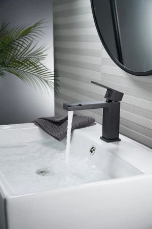 Cмеситель для раковины Knotlor KN-20/BL, черный