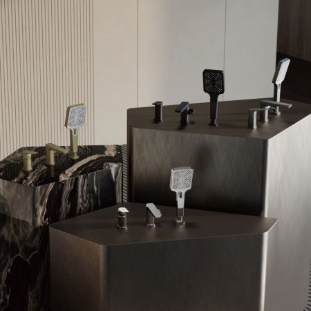 Смеситель на борт ванны BELZ B66715, хром