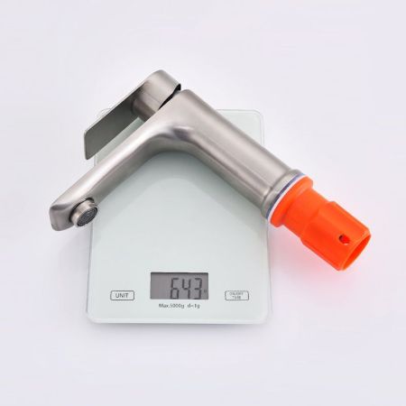 Смеситель для раковины Prohanss P35.10.05, сатин