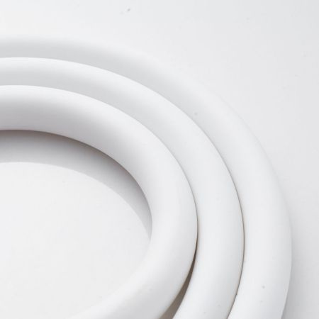 Шланг для душа Shevanik SE57-15 (150 см), белый