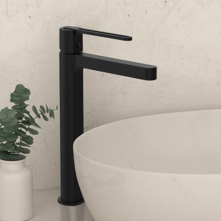 смесители для раковины Vincea Смеситель для раковины Rondo VBF-1R2MB однорычажный, черный ,, артикул VBF-1R2MB