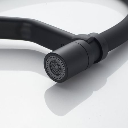 Смеситель для кухни с гибким изливом Shevanik S343H-3, черный