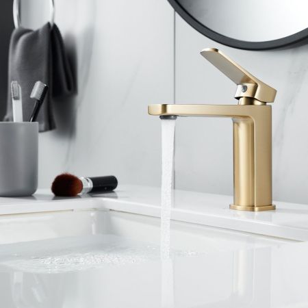 Смеситель для раковины Shevanik S9901G, золотой сатин