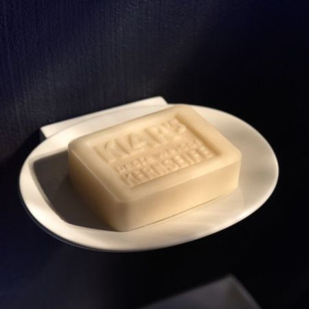 Мыльница, Laufen, New Classic, ширина, мм-140, глубина, мм-115, высота, мм-30, тип установки-подвесной, материал-керамика, цвет-белый, артикул 8.7385.6.757.000.1