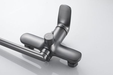 Смеситель для ванны Shevanik S8522T, оружейная сталь