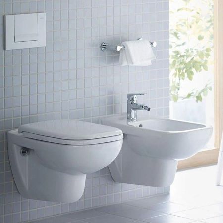 Duravit D-Code Комплект: подвесной унитаз 253509 355х545 мм.+ сиденье с автоматическим закрыванием 006739 ЦЕНА со склада поставщика), артикул 45350900A1 (253509+006739)