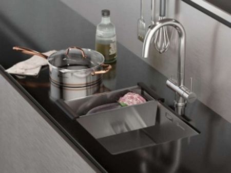 Смеситель для кухни, OMOIKIRI, Akita, тип открывания воды-однорычажный, тип регулирования воды-керамический картридж, монтаж-на раковину/столешницу, отверстия для монтажа-1, высота, мм-405, вынос излива, мм-195, тип излива-поворотный, тип подводки-гибкая,