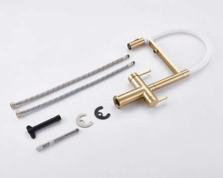 Смеситель для кухни с подключением фильтра для воды Rose R458G, золотой сатин