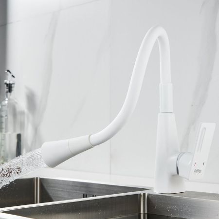 Смеситель для кухни с гибким изливом Raffine F313C-1, белый