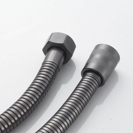 Шланг Shevanik SE16-10 (100 см), оружейная сталь