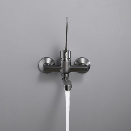 Смеситель для кухни с хирургической ручкой BELZ B79019-3, оружейная сталь