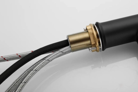 Смеситель для кухни с выдвижным изливом Shevanik S163H, черный, артикул S163H