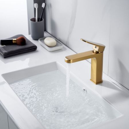 Смеситель для раковины Shevanik S4501G, золотой сатин, артикул S4501G