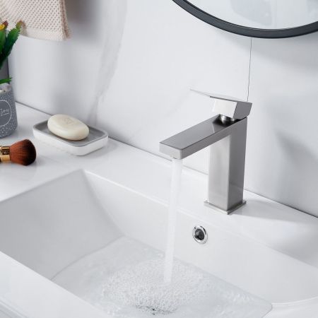 Смеситель для раковины Shevanik S7001L, сатин