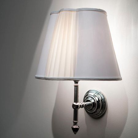 Devon Black Diamond Светильник настенный с плафоном  280х280х365 мм, держатель хром, артикул BLKD523CR