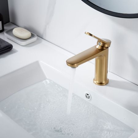 Смеситель для раковины Shevanik S4301G, золотой сатин, артикул S4301G