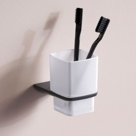 AK50D1206B Inspire V2.0 набор аксессуаров для зоны красоты и туалета, черный, артикул AK50D1206B