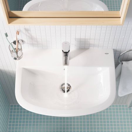 Смеситель для раковины  GROHE BAU EDGE 23328001 (хром, L-9,3 H-8,9), шт Смеситель для раковины  GROHE BAU EDGE 23328001 (хром, L-9,3 H-8,9), шт