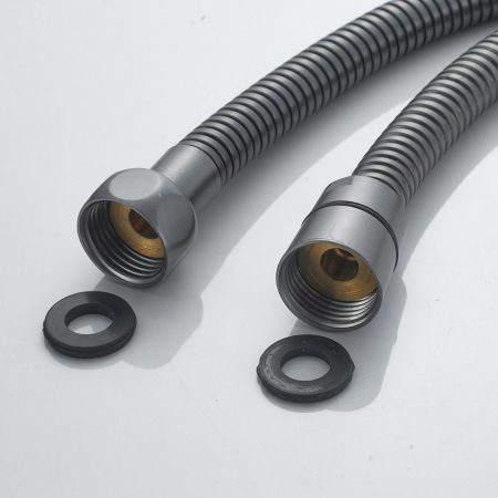 Смеситель для ванны Shevanik S4002T, оружейная сталь, артикул S4002T