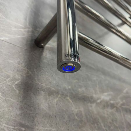 Полотенцесушитель электрический Fixsen CLASSIC 600х500 FX-7100, хром, артикул FX-7100