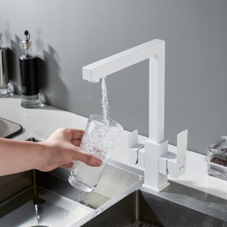 Смеситель для кухни с подключением фильтра Shevanik S148C, белый, артикул S148C