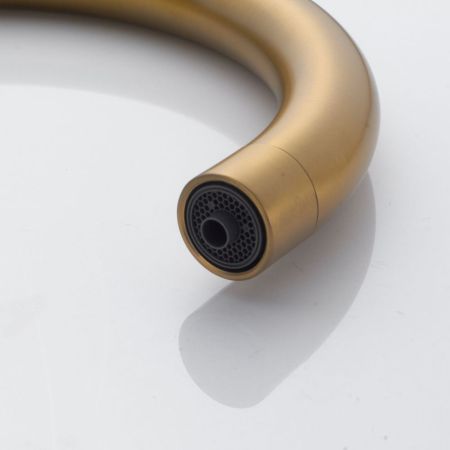 Смеситель для кухни с подключением фильтра Shevanik S428G, золотой сатин