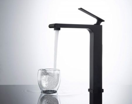 Смеситель для раковины Timo Anni 2711/03F Черный, артикул 2711/03F