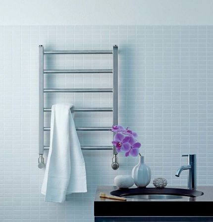 Водяной полотенцесушитель Zehnder Stalox STX-060-045 Белый