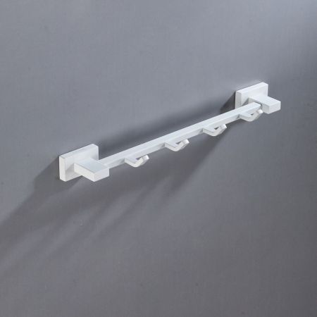 Планка с крючками Shevanik SG5641C, белый