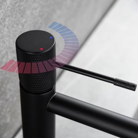 смесители для раковины Vincea Смеситель для раковины Desire VBF-1D1MB однорычажный, черный,, артикул VBF-1D1MB