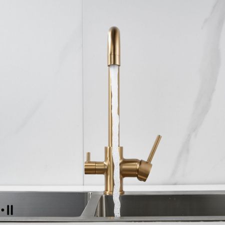 Смеситель для кухни с подключением фильтра Shevanik S228G, золотой сатин, артикул S228G