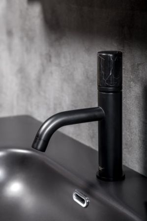 Смеситель STICK для умыв. низ. BLACK MRAMOR BLACK_Комплект