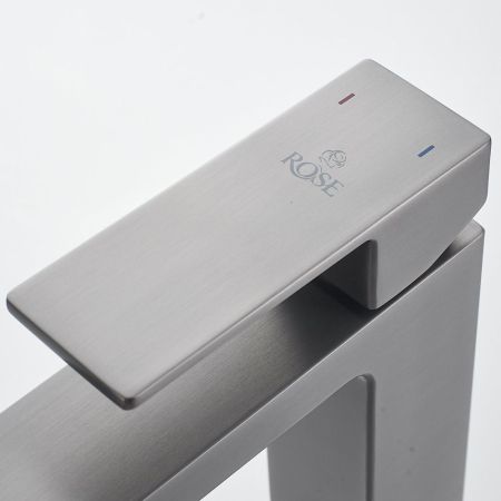 Смеситель для раковины Rose R1801T-1, оружейная сталь