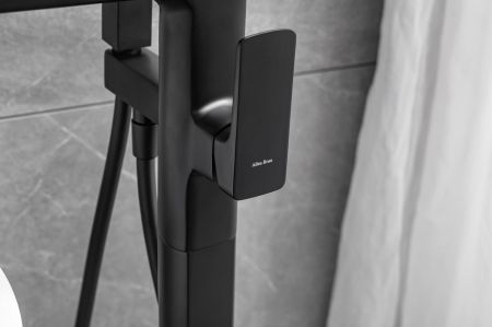 Смеситель для ванны Allen Brau Infinity 5.21009-31 (с внутренней частью) черный матовый, артикул 5.21009-31