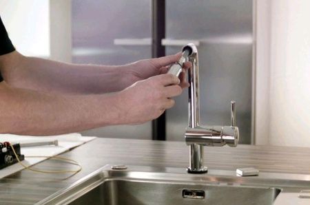 Смеситель для кухни  GROHE MINTA 32168000 (хром, L-21,7 H-29,3), шт Смеситель для кухни  GROHE MINTA 32168000 (хром, L-21,7 H-29,3), шт