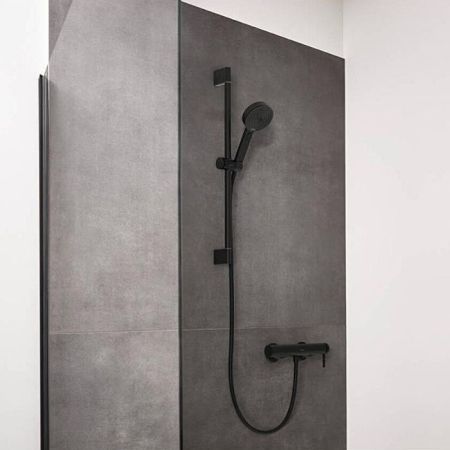 Смеситель для душа, Hansgrohe, Finoris, тип открывания воды-однорычажный, тип регулирования воды-керамический картридж, монтаж-настенный, отверстия для монтажа-2, цвет-матовый черный, артикул 76620670