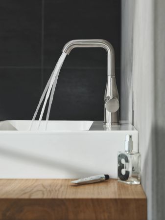 Смеситель для раковины GROHE Essence New с высоким изливом и донным клапаном, суперсталь (32628DC1)
