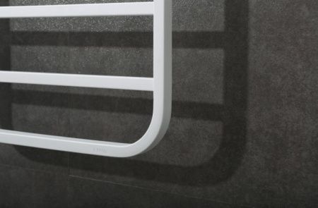 Электрический полотенцесушитель Black&White Universe 400х1010 N-337W с полкой Белый