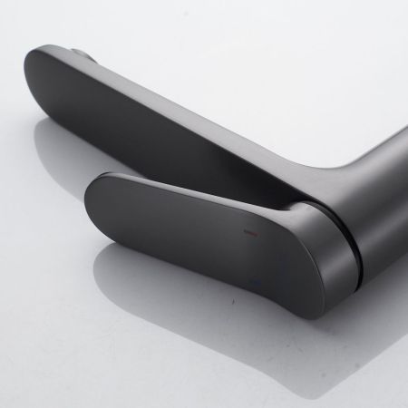 Смеситель для раковины высокий Shevanik S4311T, оружейная сталь, артикул S4311T