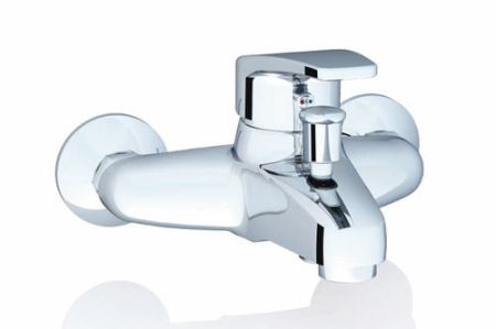 Смеситель для ванны с душем  RAVAK NEO X070017 (хром, L-16) ССП, шт