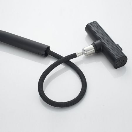 Смеситель для кухни с мультифункциональным изливом Raffine F203H, черный