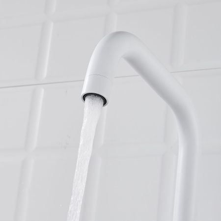 Смеситель для кухни с подключением фильтра Shevanik S528C, белый